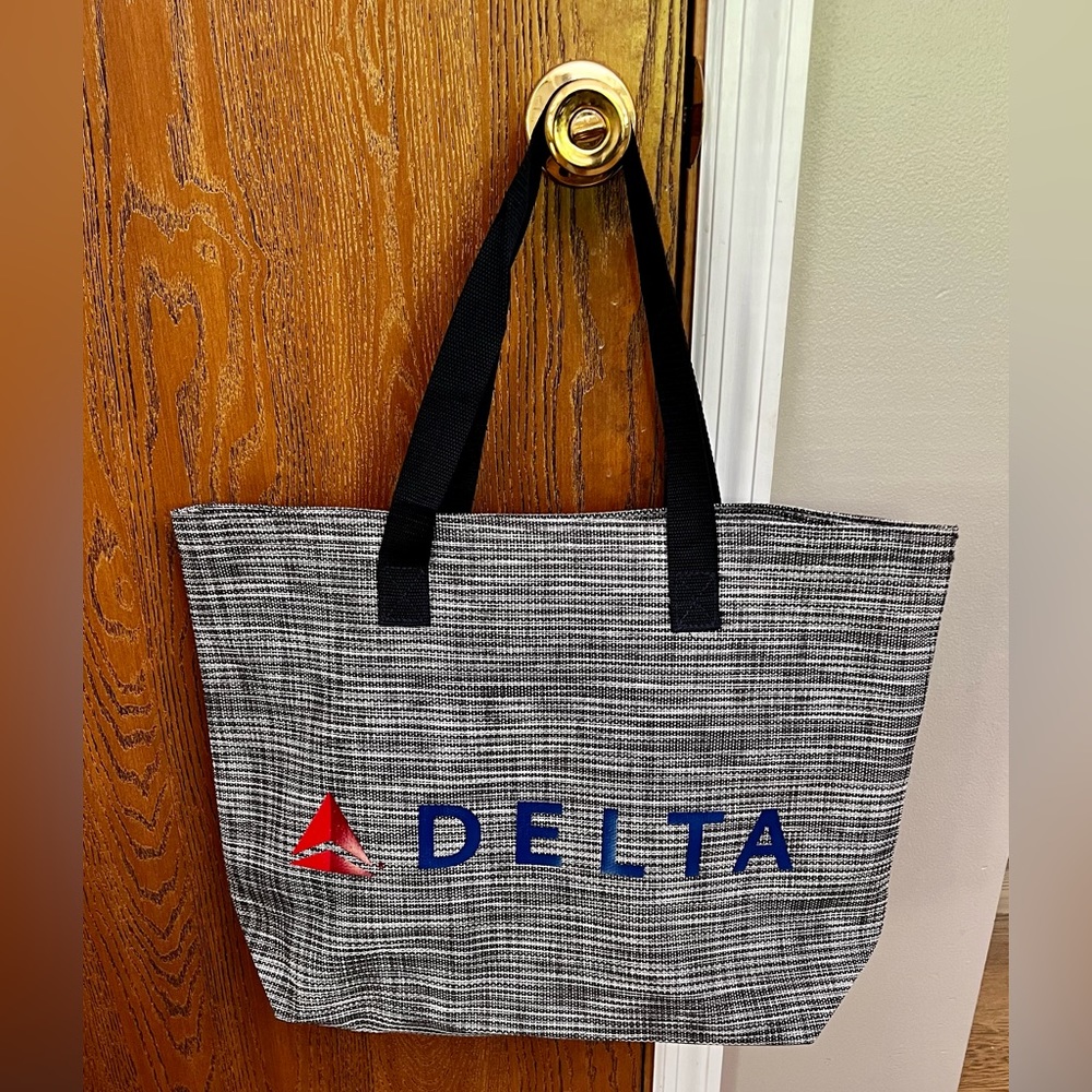 Delta Airlines Vinyl Mesh Tote